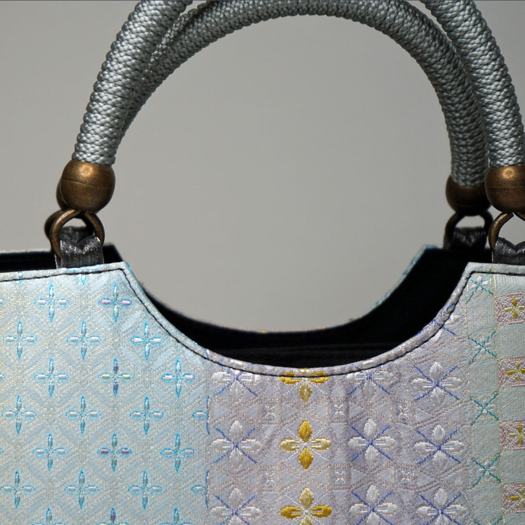 七宝花段柄の西陣織バッグ – Kyoto Crafts Store