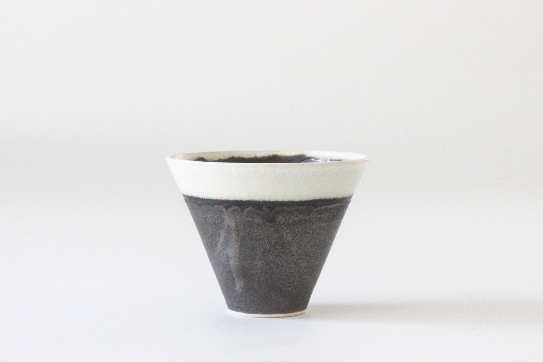 V-Cup shiro-kuro